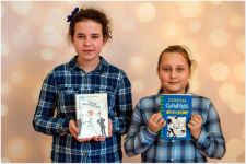 Portret z książką, 