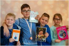 Portret z książką, 