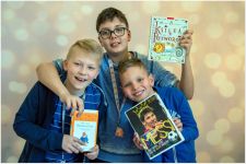 Portret z książką, 