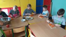 Rozwijamy się kulinarnie w czasie pobytu w świetlicy., Aneta Dworakowska