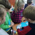 Klasa 1a poznaje chmurkę Tosię i obchodzi Święto Drzewa, 